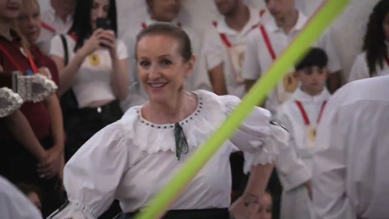 09  Danza de las cintas de Torremolinos   Asociacion Folclorica Cultural  Juan Navarro