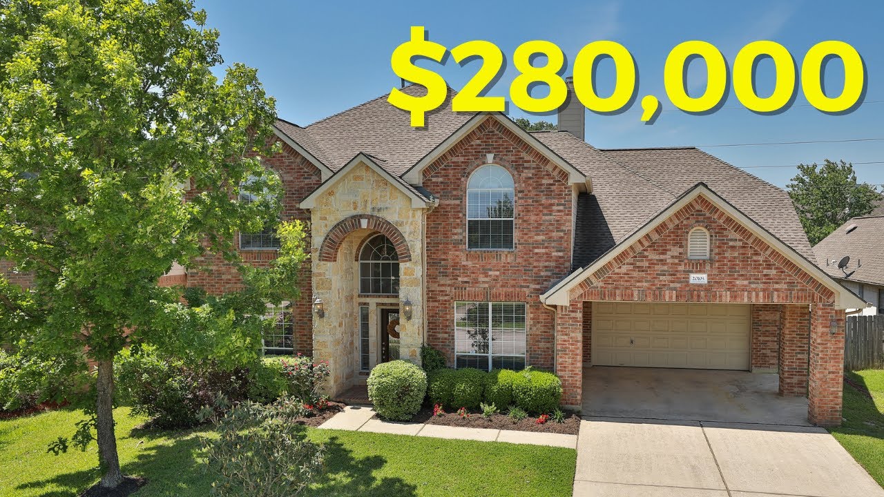 Tour this 2 story home in the Spring Texas neighborhood of Louetta Lakes