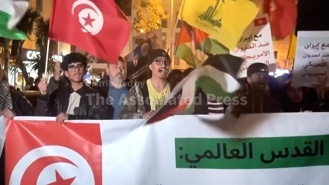 Hundreds of Tunisians march in Tunis, backing Iran in its war with US, Israel