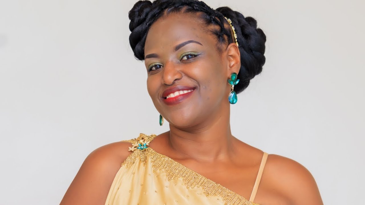 Mastering Kinyarwanda language with teacher Denyse