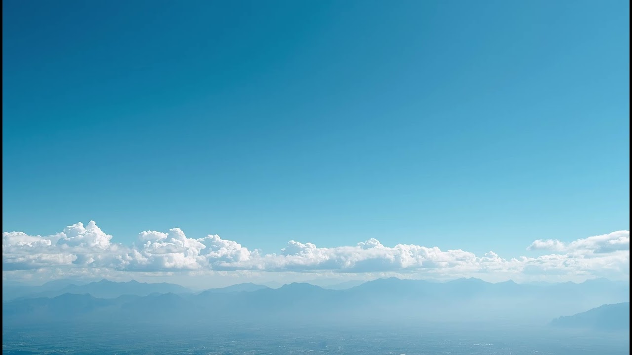 Mountains Below Endless Sky — Clarity in Open Light　（山の上に続く空 ― 開けた光の澄み）