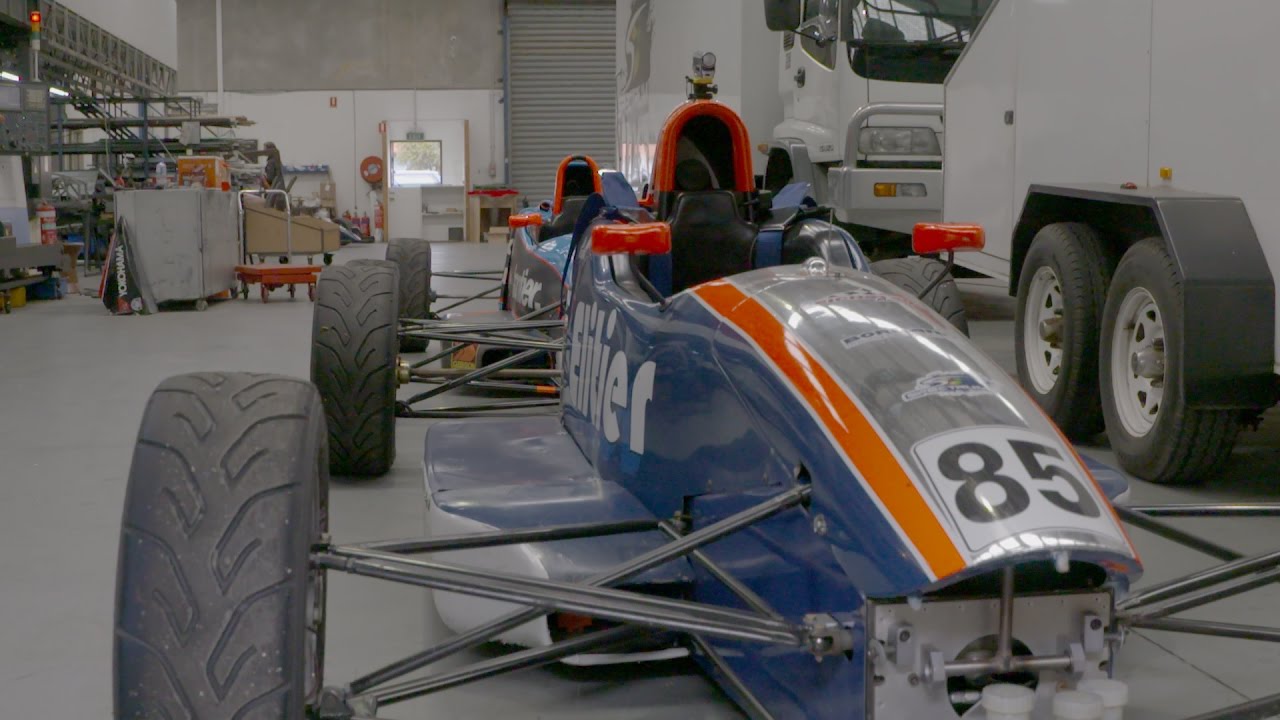 Castrol EDGE Talking Tech - Spectrum Race Cars