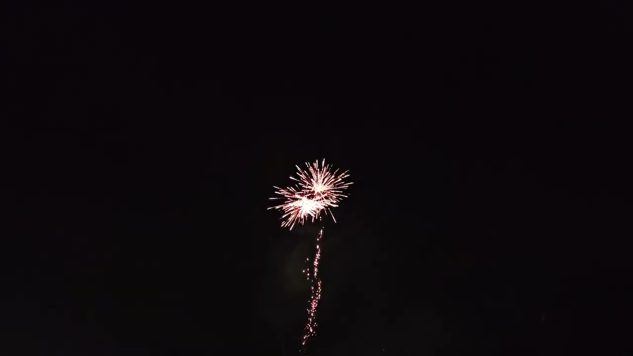 Royal tears in heaven - Rubro vuurwerk