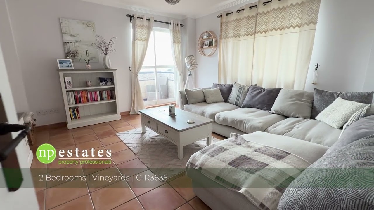 2 Bedrooms | Vineyards | GIR3635
