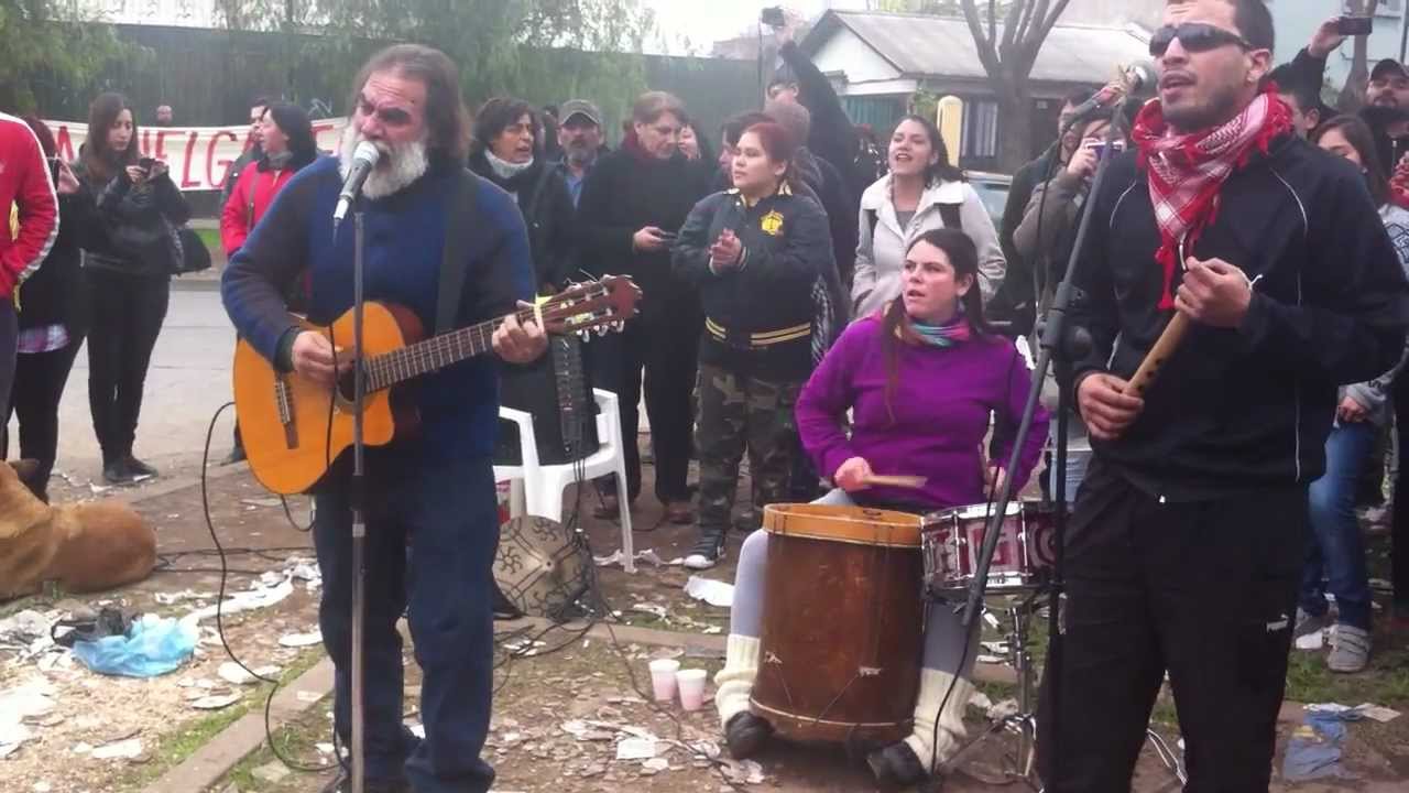 por pudahuel (y la bandera) - Sol y lluvia (huelga konecta chile)
