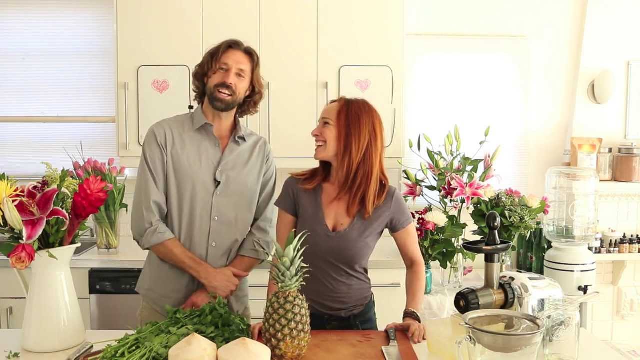 Dan McDonald the liferegenerator and Dara get juicy ;) detoxify!!! and love!!! | dara dubinet