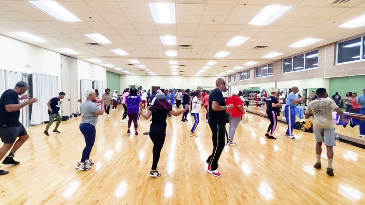 Baby Workout (Tush Push) Line Dance #beginnerlinedance