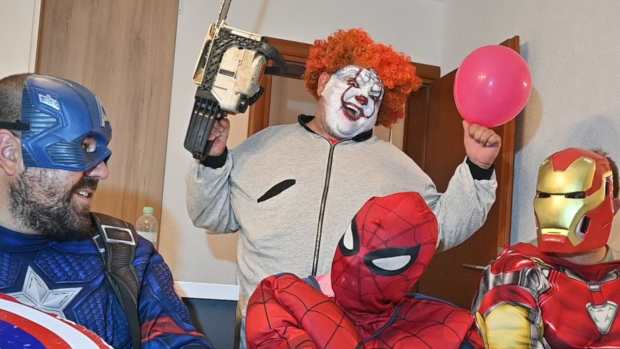 Superheroes VS IT