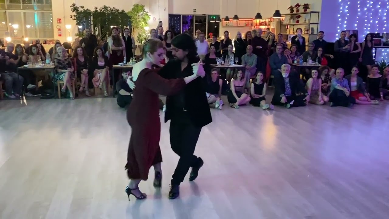 Fernando Sanchèz y Ariadna Naveira -  