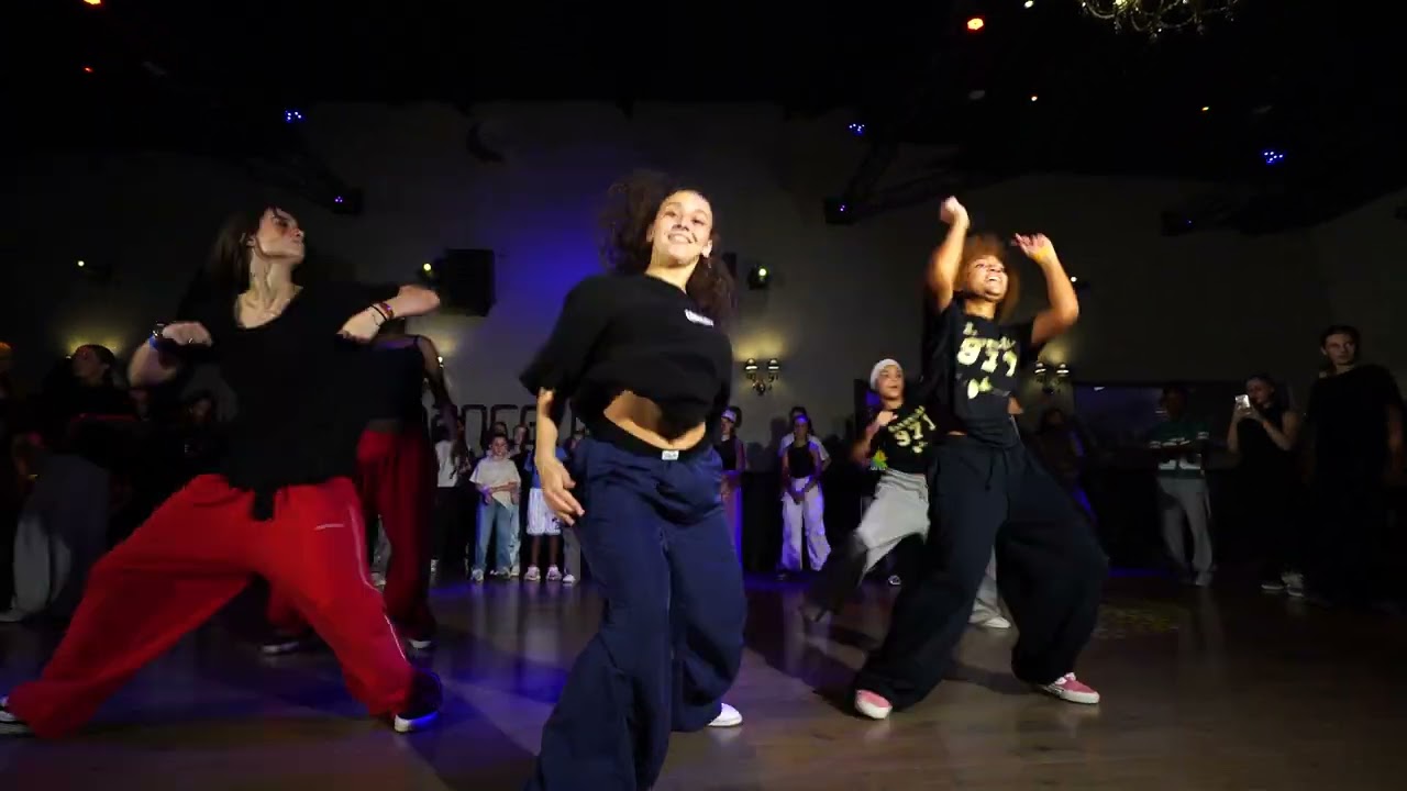 SABRINA LONIS - Stage Street Commercial - 18/10/25