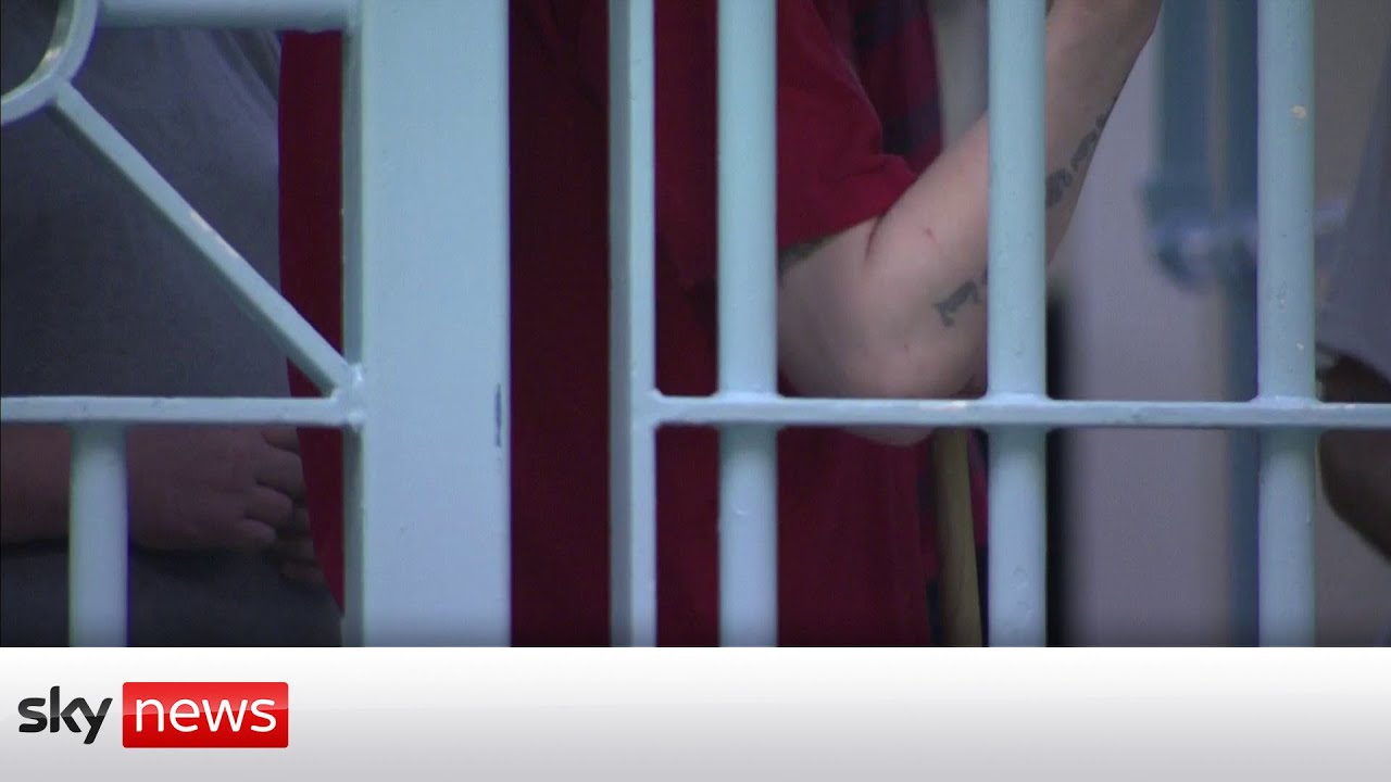 Entire criminal justice system 'failing' mentally ill people, inspectors find