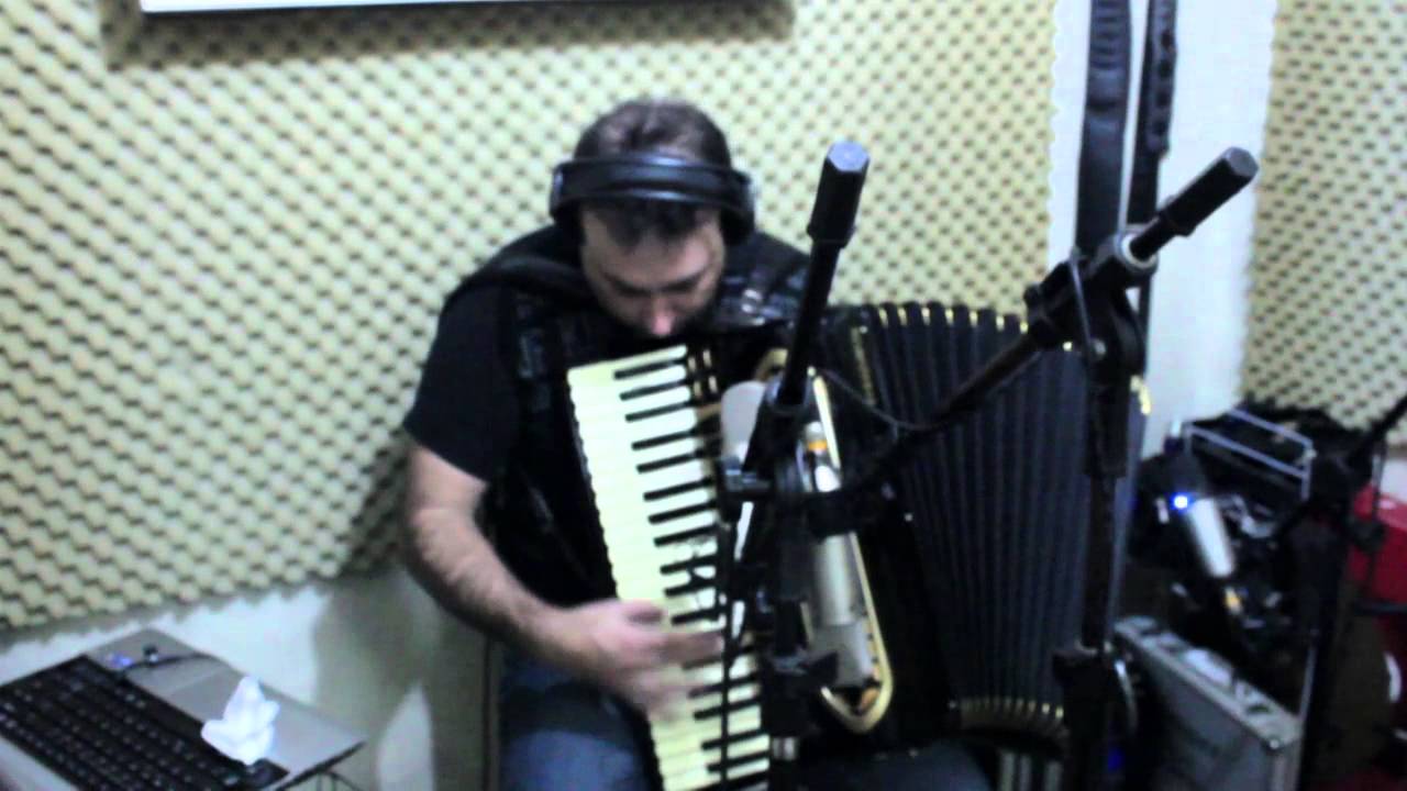 Beethoven - Sinfonia 5 - Acordeon Por Márcio Mello - Studio Soul - Guarapuava - Paraná