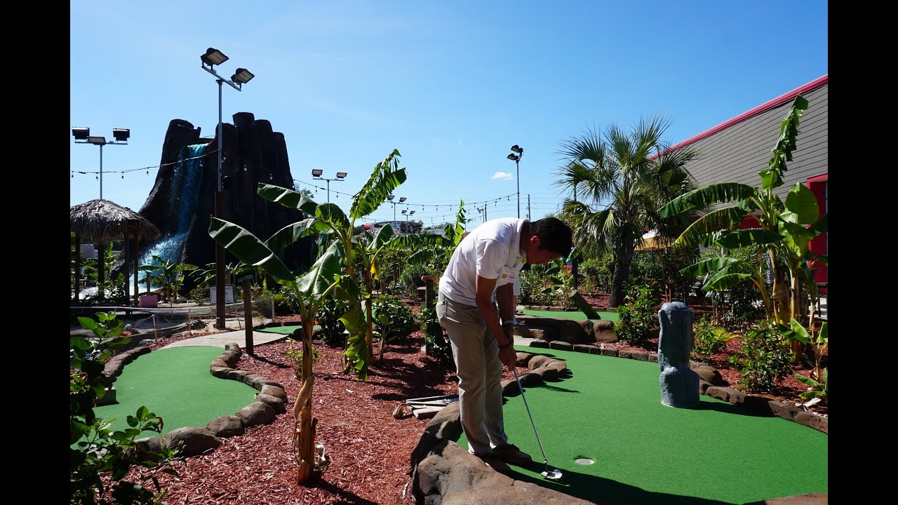 2019 US Masters Final Hole at Aloha Mini Golf