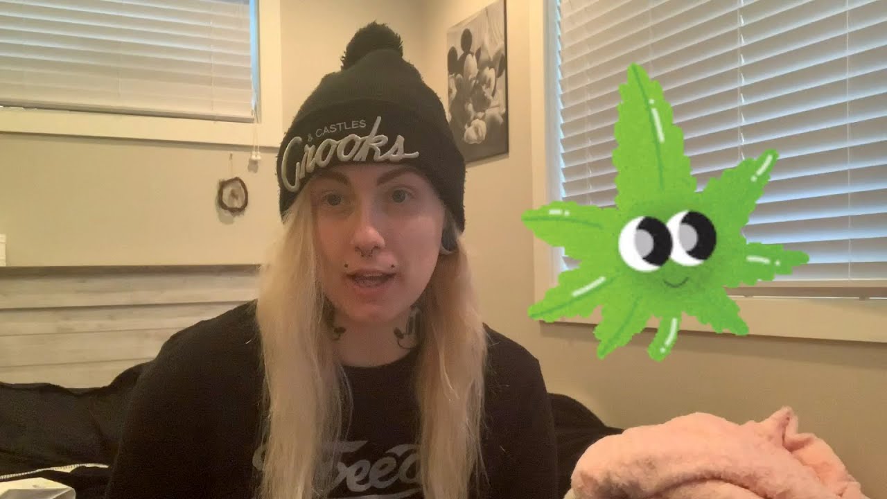FLYING HIGH STRAIN REVIEW - Alice in Wonderland