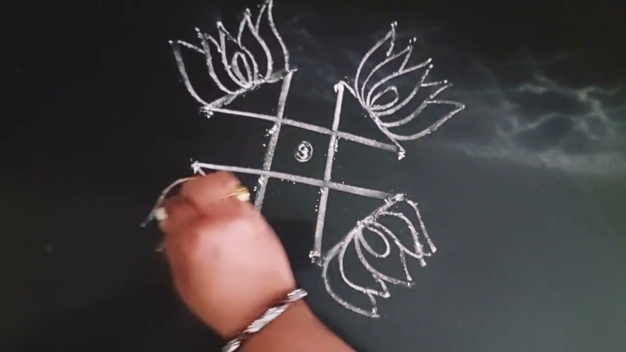 4*2 dots simple rangoli design # season rangoli # Telugu muggulu#