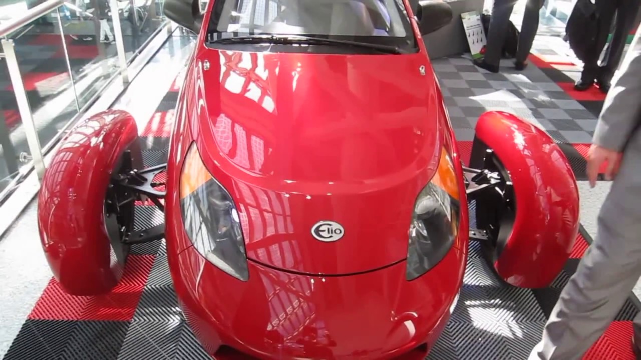 Elio P5 Three-wheeled vehicle 85MPG for $7,300 - 2016 LA Auto Show