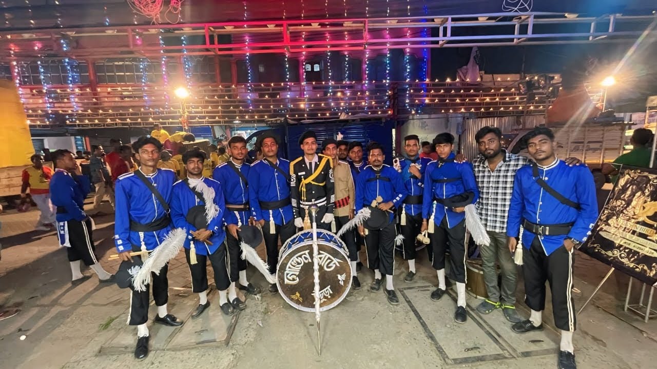 On road performance 🥁🥁🥁 Golden bird band group ☎️-8420479126 ...