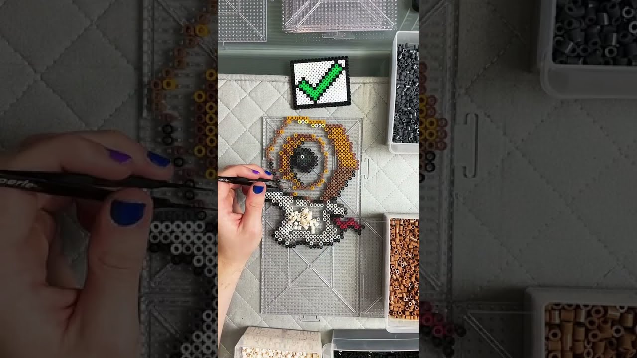 #808 Meltan - Pok&eacute;mon Perler Bead Timelapse
