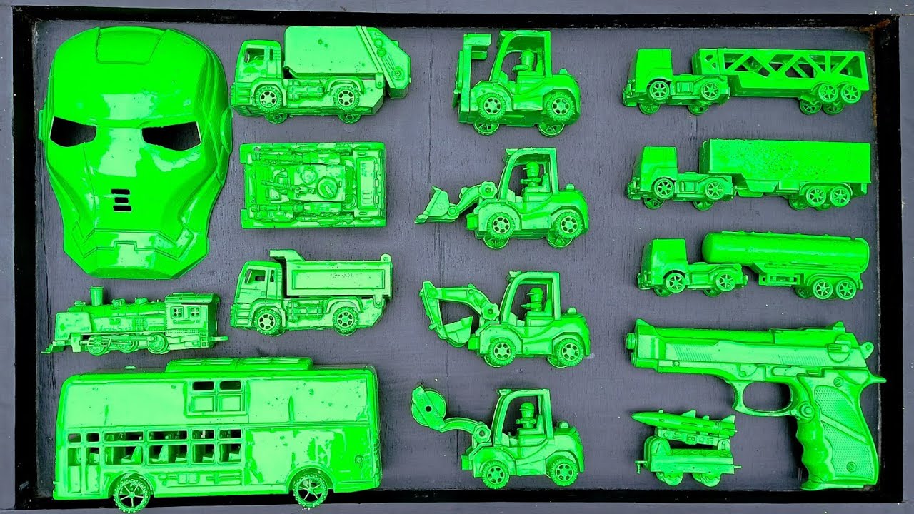 Membersihkan Mainan Excavator, Ironman, Avangers, Bus Telolet, Truk Sampah, Tank, KeretaApi, Pesawat