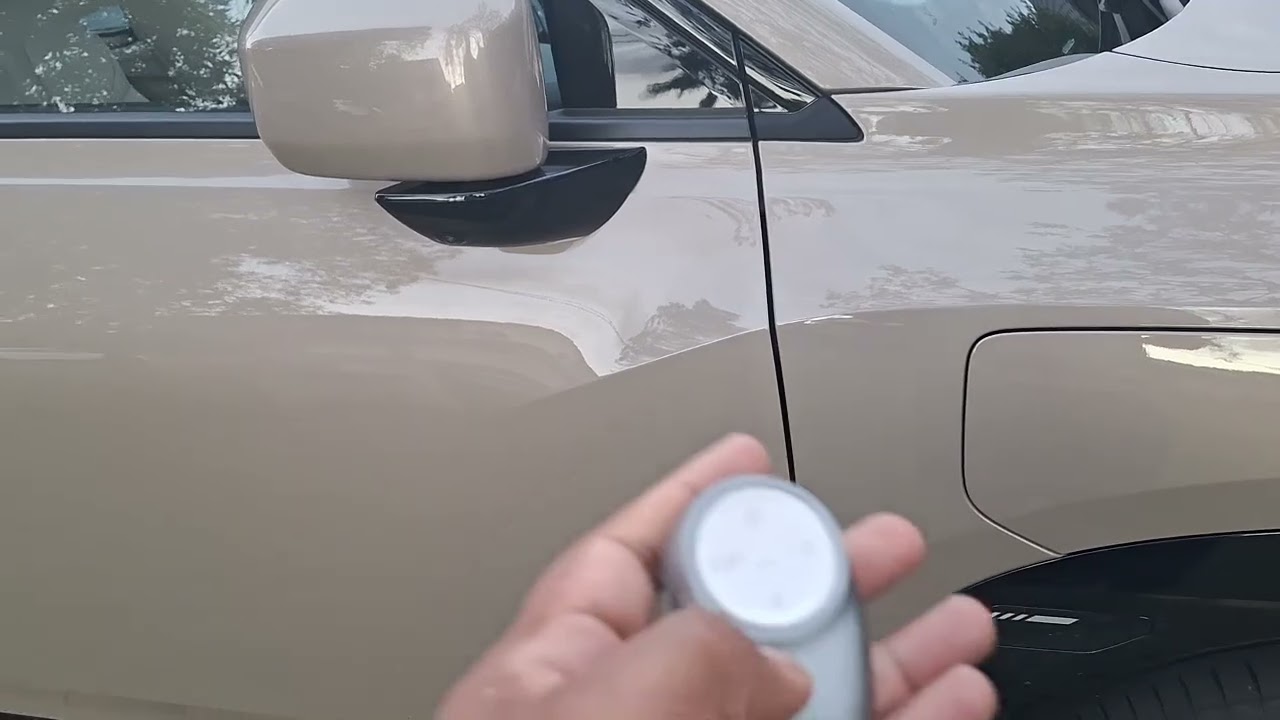 GAC Aion V, opening the charging flap
