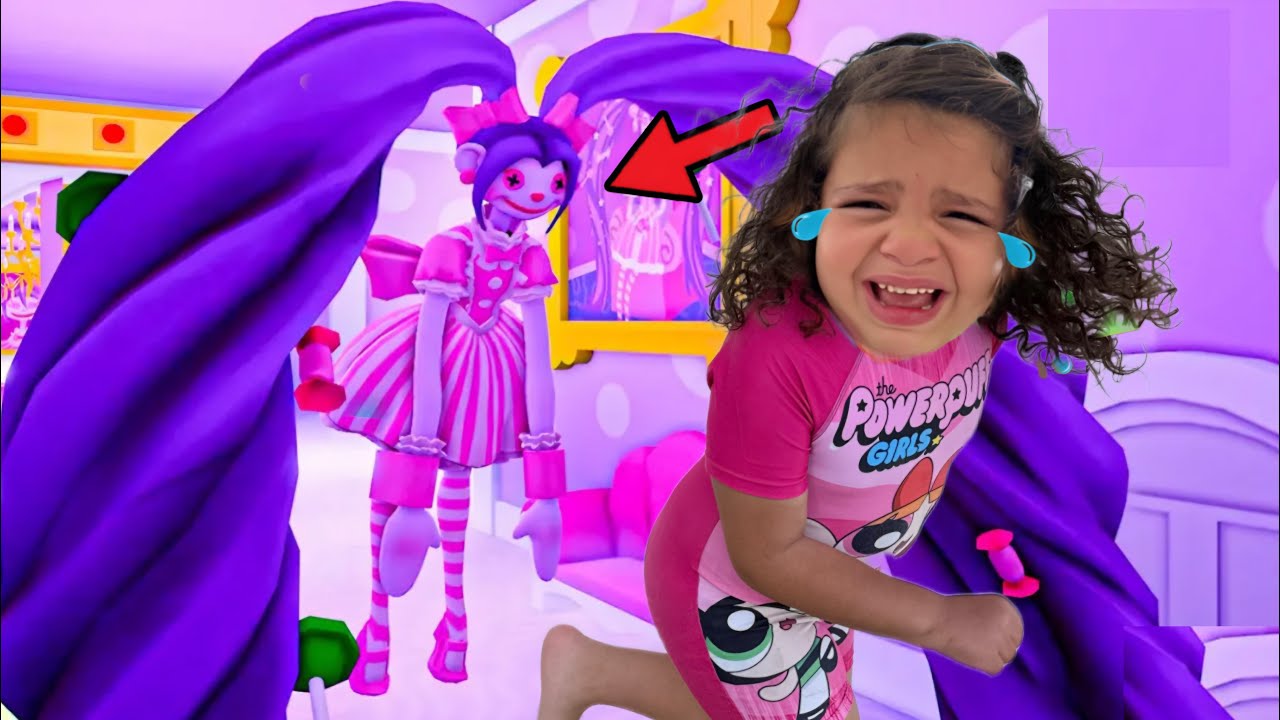 Une poupée hantée veut attaquer Amira 😮‍💨 : escape evil doll house