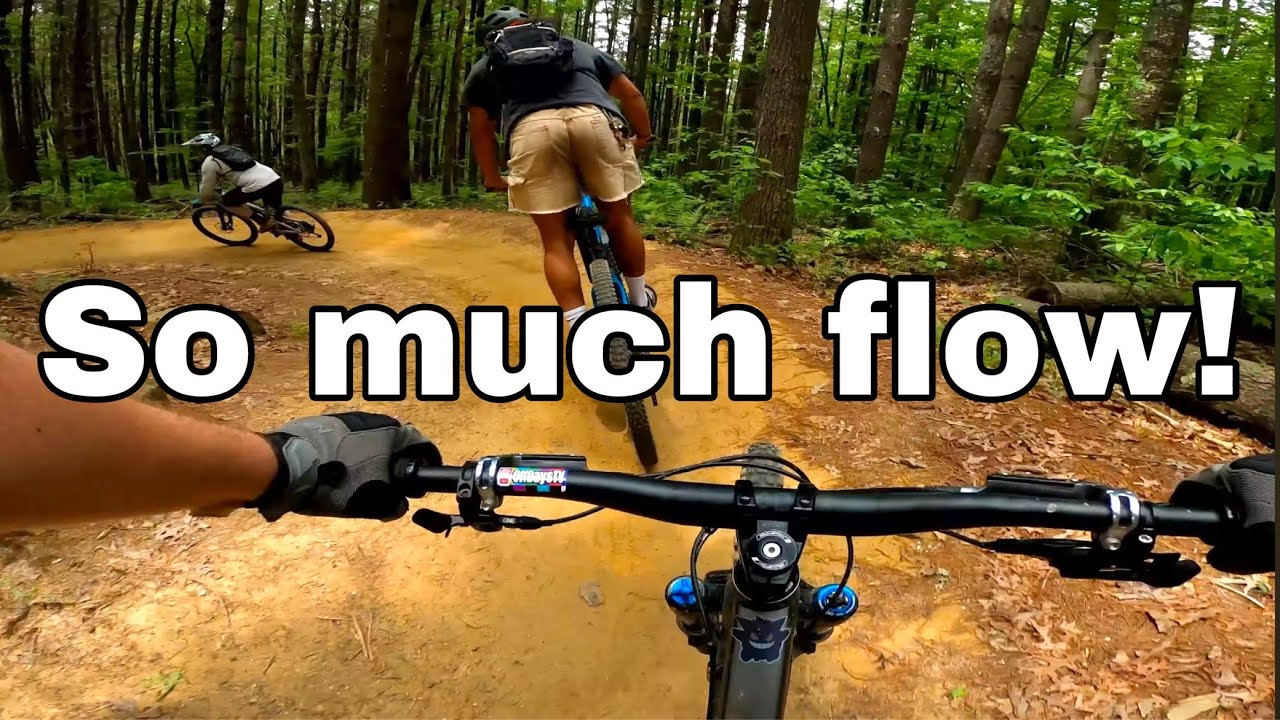 North Carolina’s Flowiest Trail | DuPont State Recreational Forest MTB