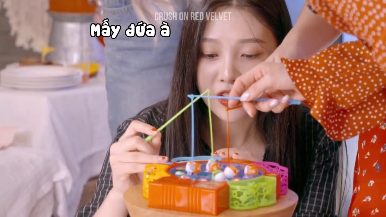 KHI RED VELVET CHƠI GAME