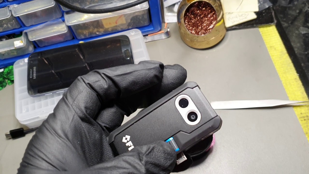 CHARGE YOUR FLIR ONE PRO ONCE A WEEK TO PREVENT DAMAGES