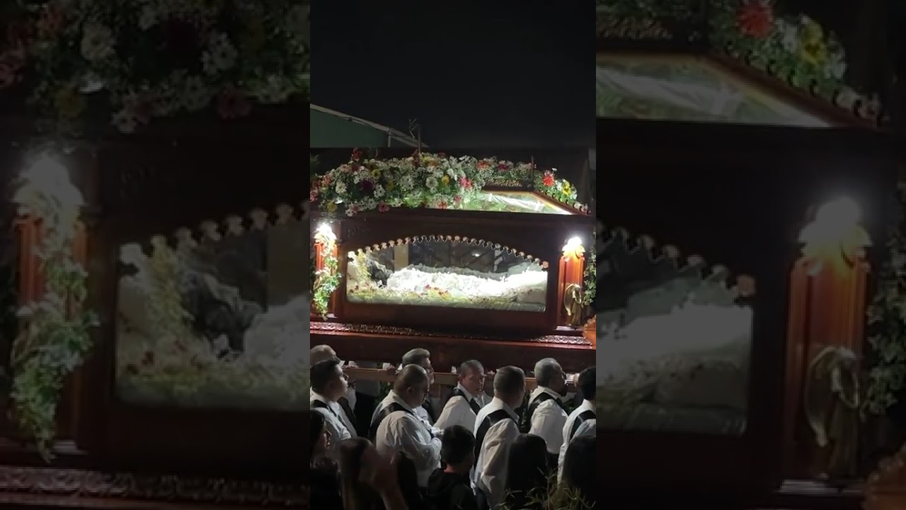 🕯️ Del Gólgota al Sepulcro: El Solemne Inicio del Santo Entierro 🌑 Viernes Santo 7 de Abril de 2023
