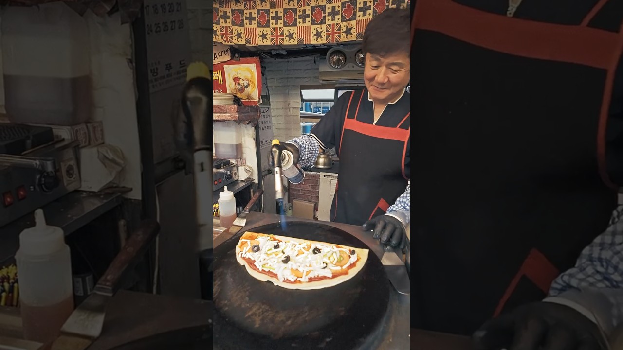 길거리에서 만난 쫀득한 치즈 피자 크레페