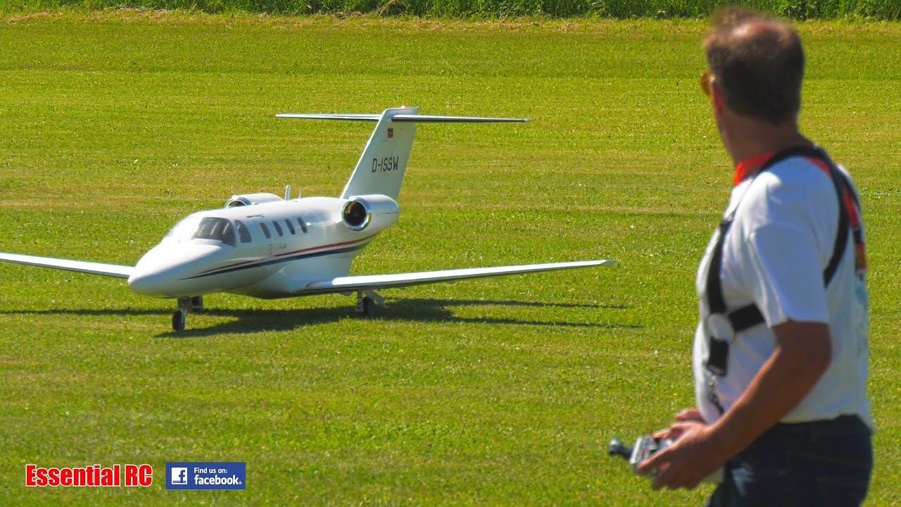 AMAZING TWIN JET ENGINE !!! CESSNA C-525 CITATION PASSENGER JET