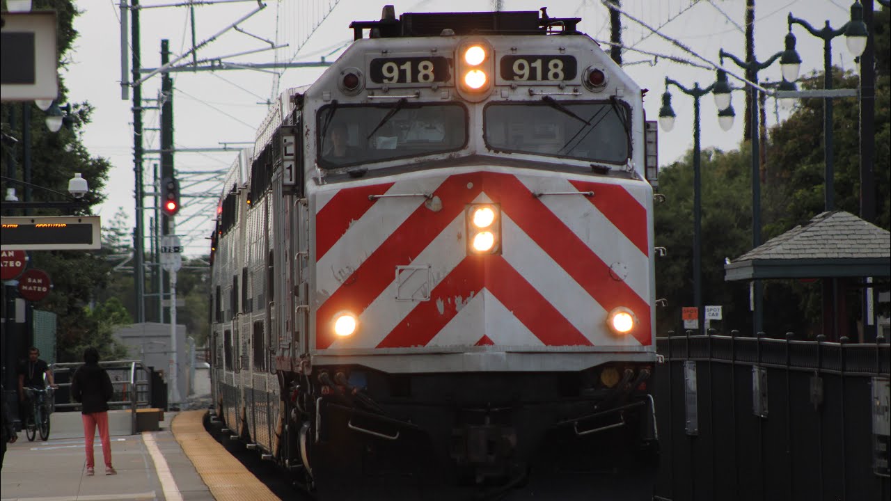Railfanning the Caltrain Corridor feat. Hornshows, F40s, Galleries, Front views, and more!!!
