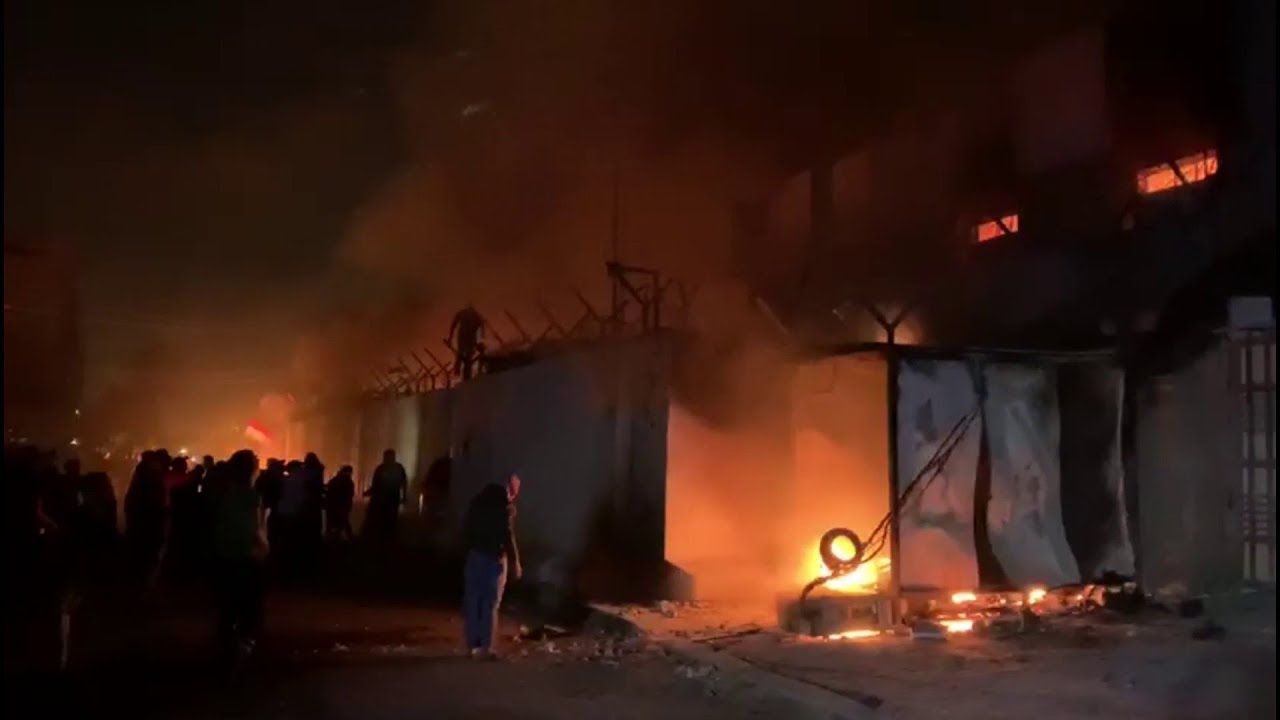 فيديو جديد لحرق القنصلية الإيرانية في #النجف