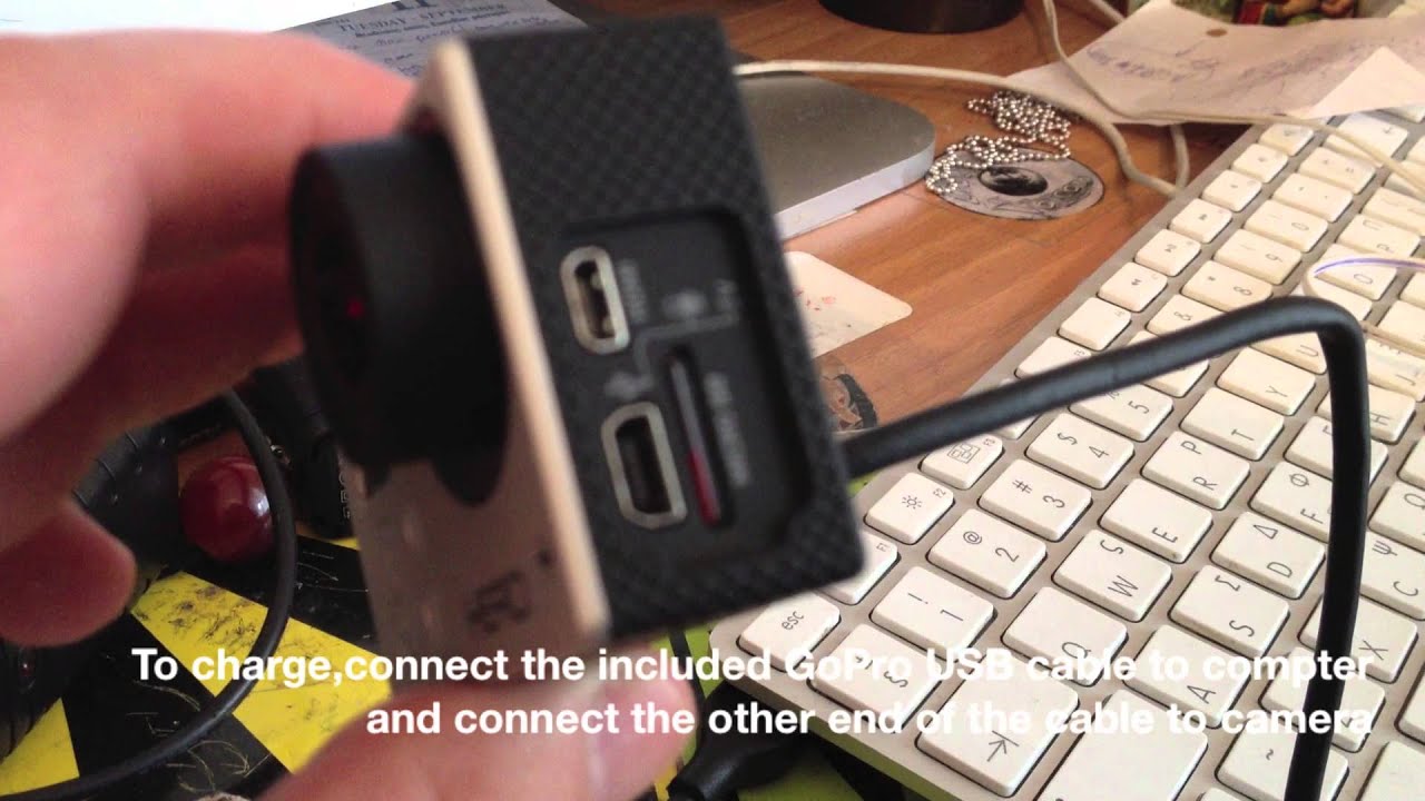 GoPro Hero 3 plus:How to Charge Battery [HD]