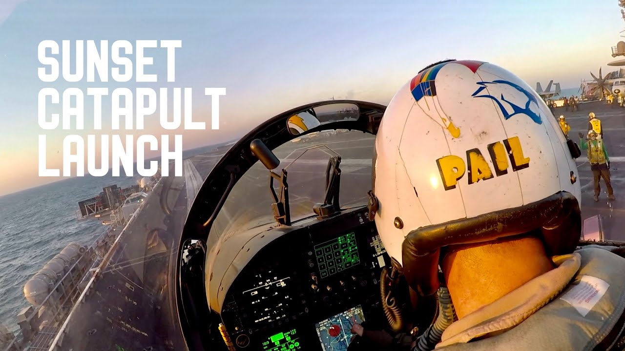 See the Displays Perfectly! - Sunset Carrier Launch
