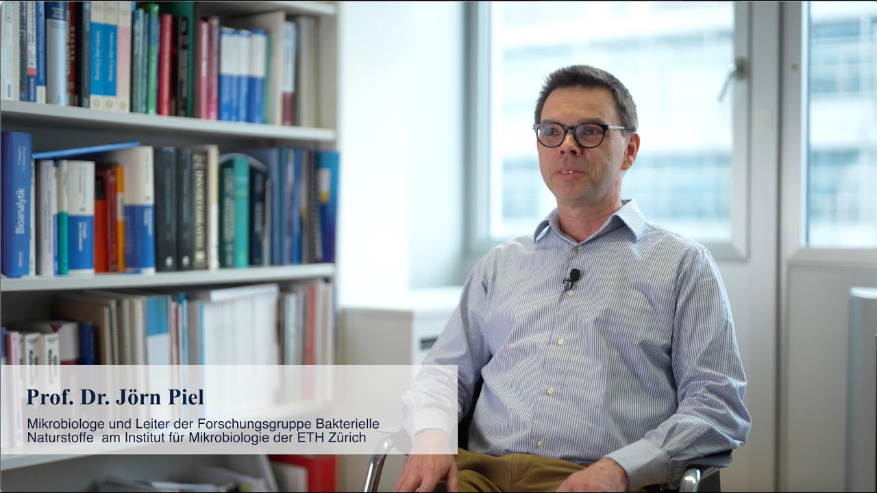 Professor Dr. Jörn Piel erhält Jung-Preis für Medizin 2025