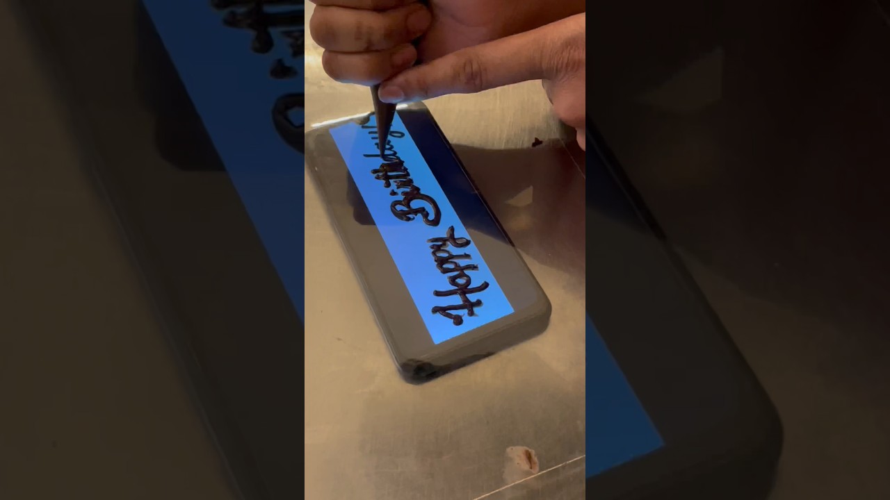 How to write cake on top msg