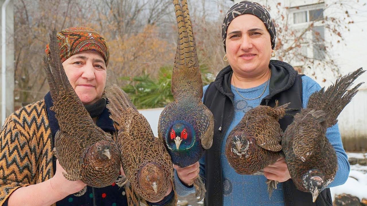 Трудовой день в деревне | Бабушка готовит плов из фазана | Деревенская семейная жизнь