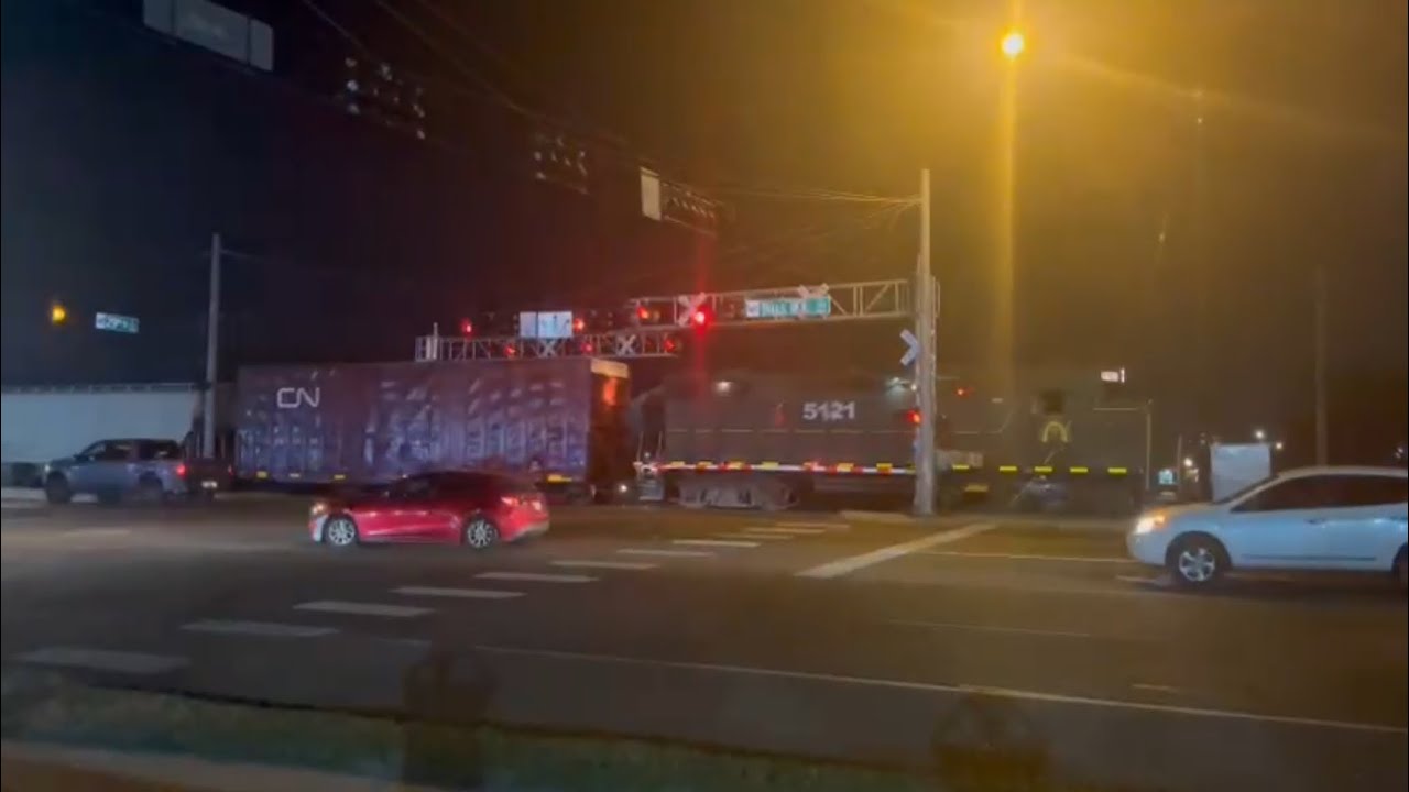 Rio Valley Switching Co. GP38-2 #5121 [12.26.2024] (Part I)