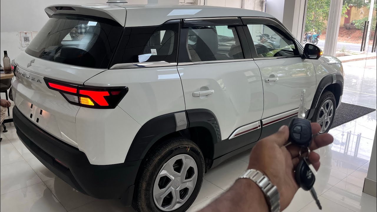 Maruti Suzuki Brezza Vxi 2025 New Model | On Road Price Features All Details Review