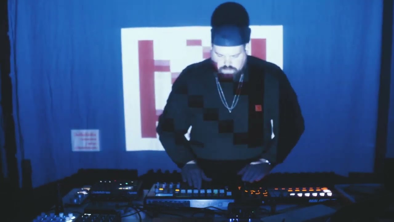 Com Truise Live Twitch Stream 12/22