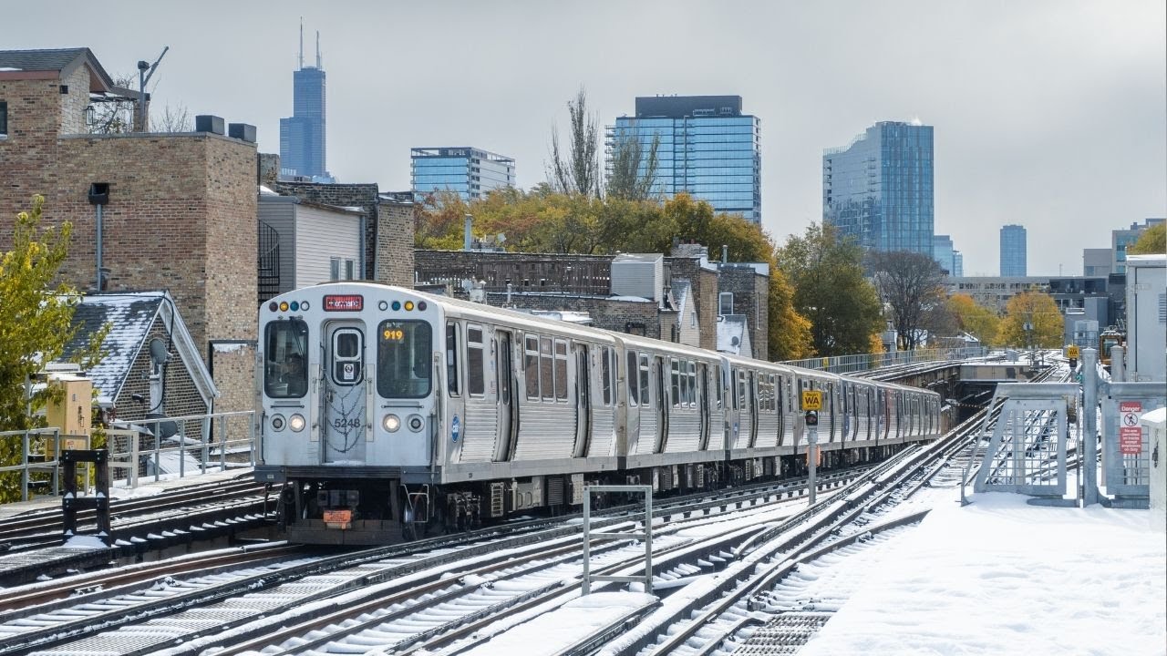 CTA Trains After Chicago's First Snow of the Season - Brown & Red Line Action!