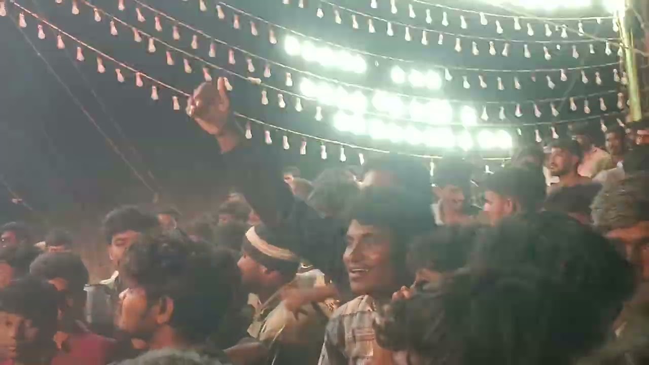 Stage mass dance 