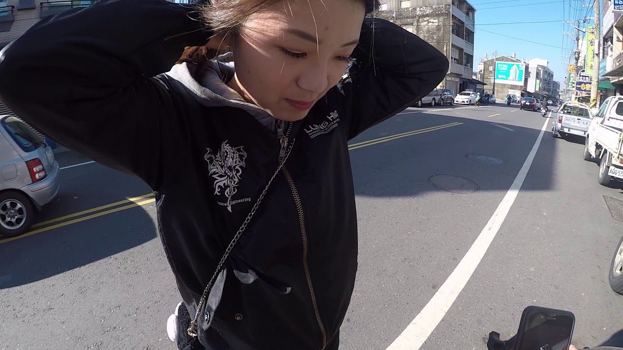 大學生遲到王，帶著單座蓋載後座