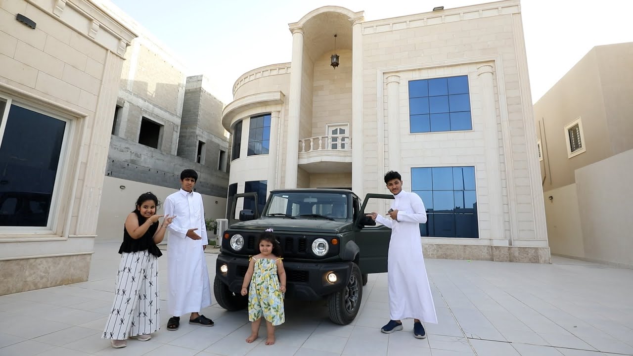 نواف فاجئهم بسيارته الجديده ! ليلى