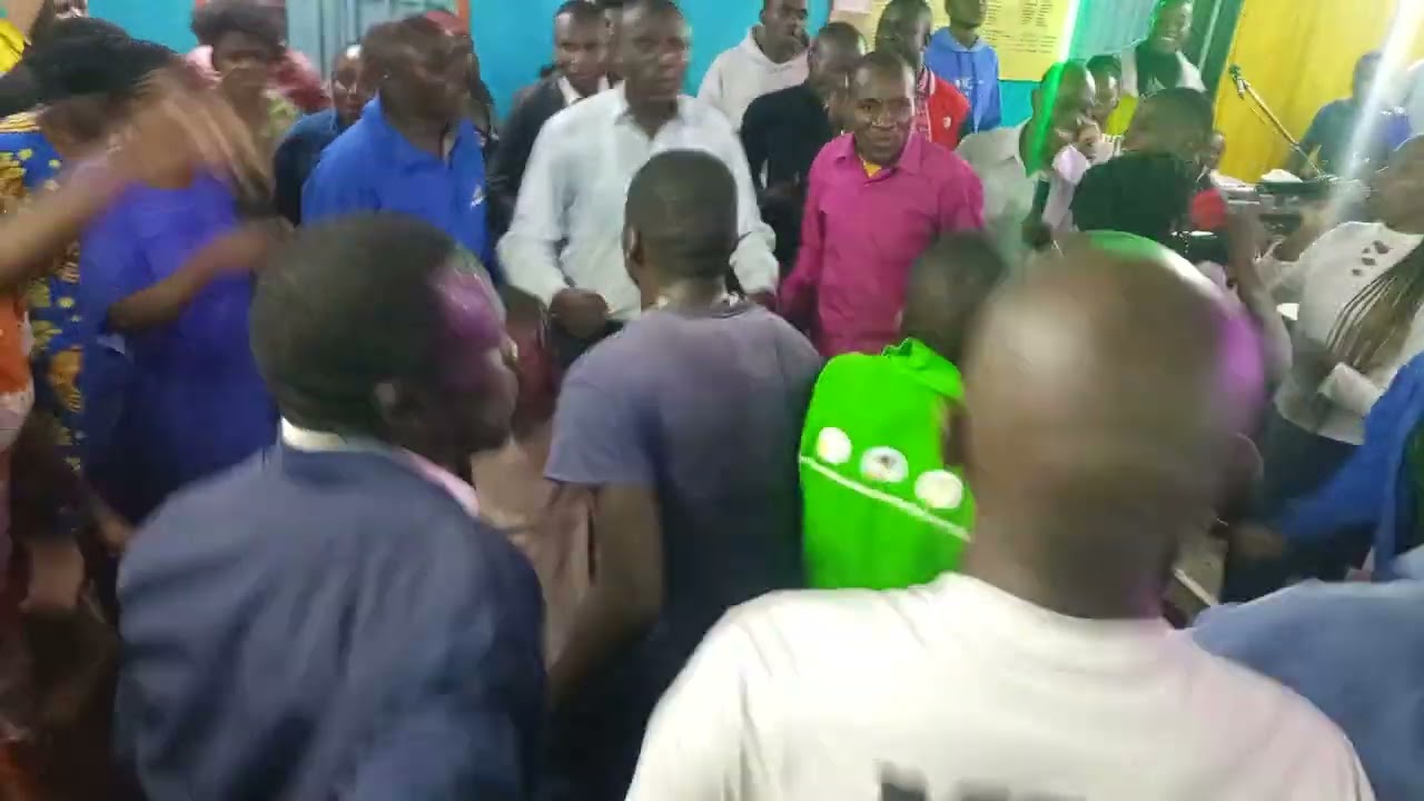 Eden kweyu live at  Friday Kesha upc kamitha