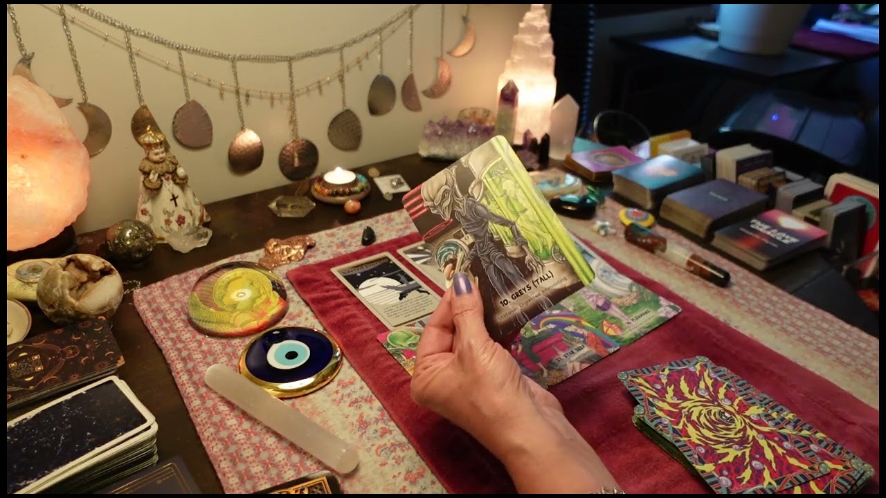CANCER👑They've Never Witnessed Anything Like YOU Before- CROWNED, CELEBRATED & UNDELIABLE. TAROT
