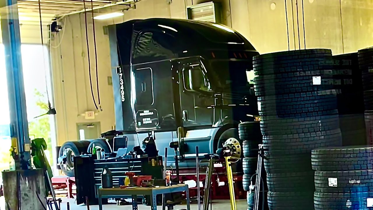 The truck had to go in the shop | Loads are Bad ! No money 💰# SFI truck #Schneider