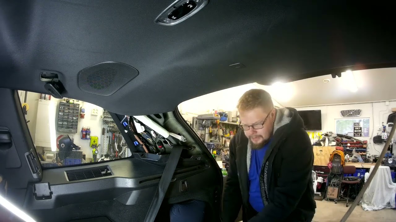 DIY: Replacing Volvo 31690604 Tailgate Lift Motor on XC90 T8 (2016) - Step-by-Step Guide