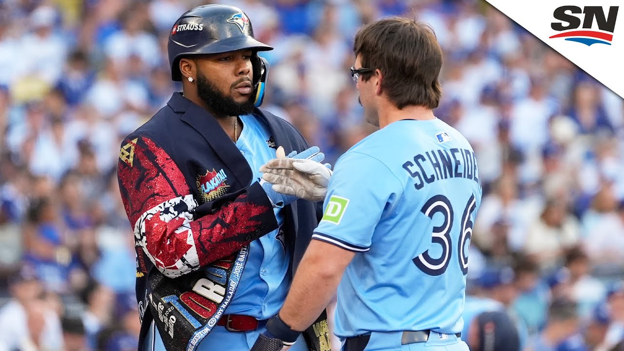 Blue Jays Hit Back-to-Back Home Runs To Start World Series Game 5